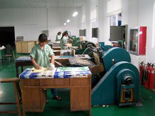 伟壹昊胶粘制作区